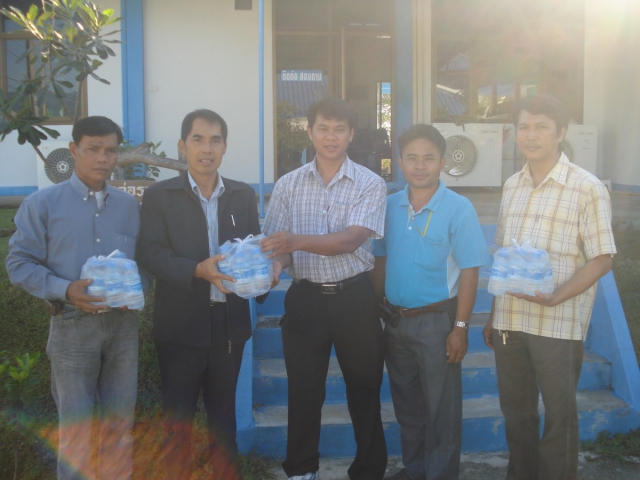 กปภ.สาขาจอมทอง มอบน้ำดื่ม