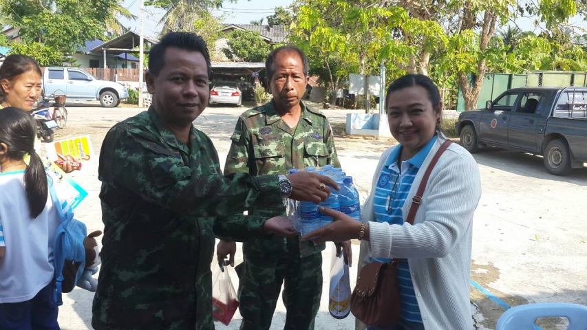 การประปาส่วนภูมิภาคสาขาปราณบุรี ร่วมกิจกรรม CSR ออกหน่วยบริการประชาชน ภายใต้โครงการ อำเภอยิ้ม...เคลื่อนที่ ณ ศาลาอเนกประสงค์บ้านหนองตาเย็นใต้ หมู่ที่ 12 ตำบลหนองตาแต้ม อำเภอปราณบุรี จังหวัดประจวบคีรีขันธ์