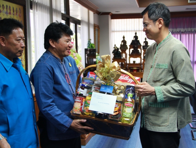 กปภ.ชม.(พ) สวัสดีปีใหม่ ผู้ว่าราชการจังหวัดเชียงใหม่ เนื่องในโอกาสวันขึ้นปีใหม่ 2559