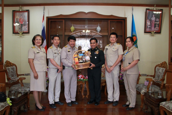 กปภ.ชม.(พ) สวัสดีปีใหม่ ผบ.มทบ.33