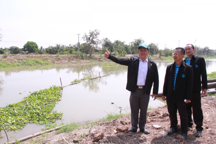 นายจิรชัย มูลทองโร่ย รองปลัดสำนักนายกรัฐมนตรีและในฐานะประธานกรรมการการประปาส่วนภูมิภาค ลงพื้นที่ตรวจเยี่ยมสถานการณ์ภัยแล้งในพื้นที่จังหวัดปทุมธานี ณ สถานีผลิตน้ำคลอง 13 จ.ปทุมธานี