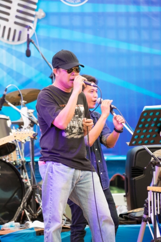 กปภ.ข.๓ ส่งการแสดงดนตรี the Regency band และทีมนักร้องพร้อมหางเครื่อง ร่วมสร้างความบันเทิงในกิจกรรมนันทนาการ เนื่องในโอกาสวันสถาปนา กปภ. ครบรอบ ๓๗ ปี