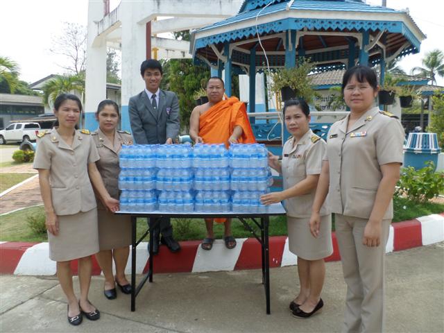 กปภ.สาขาลำปาง มอบน้ำดื่ม ให้แก่ สำนักสงฆ์ปฏิบัติธรรม ปัญญาธโรศรีสว่าง(วังผาเศรษฐี)
