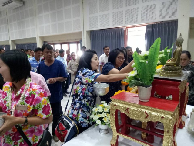 กปภ.สาขาพิบูลมังสาหารร่วมงานสืบสานประเพณีไทยกิจกรรมรดนำดำหัวนายอำเภอ