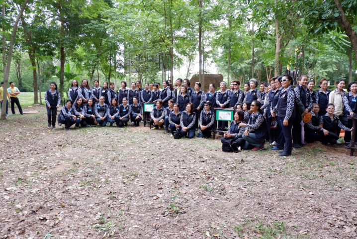 การประปาส่วนภูมิภาค(กปภ.) สาขาอรัญประเทศ เข้าร่วมต้อนรับ ดร.ปฤถา พรหมเลิศ นายกสมาคมแม่บ้านมหาดไทย ในกิจกรรมโครงการแม่บ้านมหาดไทยสัญจร "ครอบครัวมหาดไทย ห่วงใยสิ่งแวดล้อม เพื่อประชุมสมาคมแม่บ้านมหาดไทยสัญจร (ภาคกลางตะวันออก) ซักซ้อมแนวทางปฏิบัติงานให้แก่ชมรมแม่บ้านมหาดไทย 11 จังหวัด