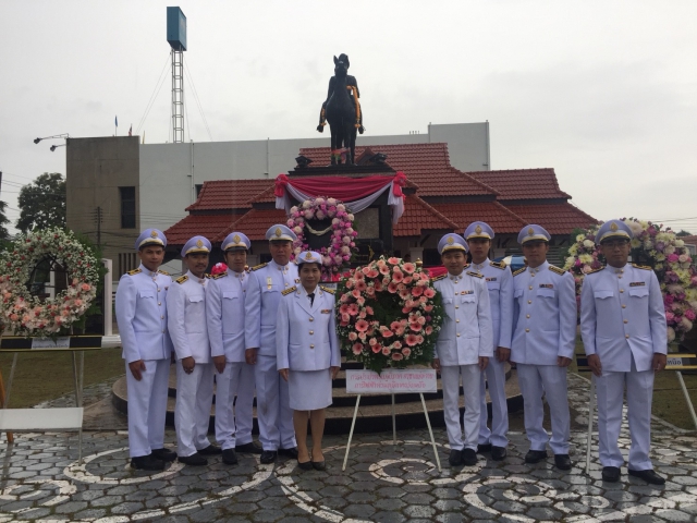 เข้าร่วมพิธีวางพวงมาลาถวายราชสักการะเนื่องในวันคล้ายวันสวรรคตของพระบาทสมเด็จพระจุลจอมเกล้าเจ้าอยู่หัว พระปิยมหาราช