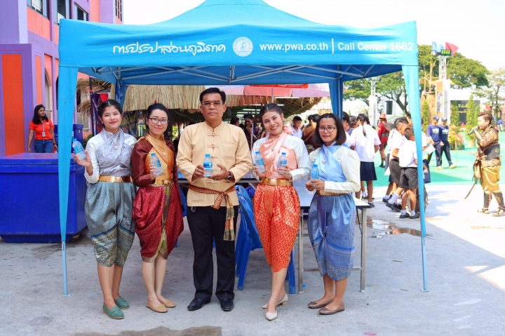 กปภ.สาขาปทุมธานี สนับสนุนน้ำดื่ม กปภ. โครงการ 250 ปี ตามรอยกองเรือยกพลขึ้นบกสมเด็จพระเจ้าตากสินมหาราช จากจันทบุรีสู่อยุธยา จังหวัดปทุมธานี