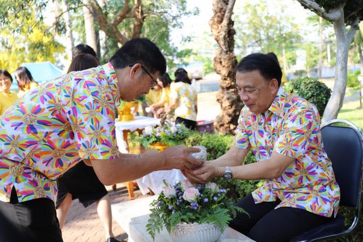 กปภ.ข.10 และ กปภ.ข.9 จัดพิธีรดน้ำขอพร ผู้ว่าการ กปภ. เนื่องในประเพณีสงกรานต์และร่วมประชุมติดตามผลการดำเนินงานของสายงาน รปก.1