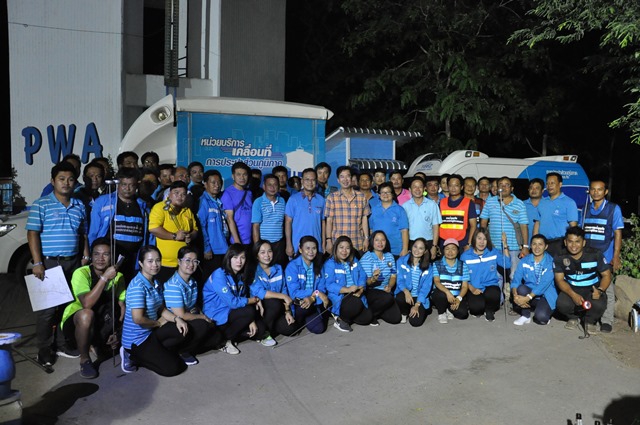 รองผู้ว่าการ (ปฏิบัติการ 2) และคณะผู้บริหาร กปภ.ข.6 ลงพื้นที่เดินสำรวจหาท่อแตก-รั่ว ในโครงการภาคีเครือข่ายลดน้ำสูญเสีย ณ กปภ.สาขาชุมแพ จ.ขอนแก่น