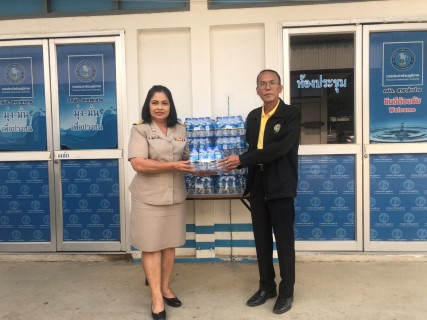 กปภ.สาขาลำปาง มอบน้ำดื่มบรรจุขวด ให้แก่ สำนักงานเกษตรและสหกรณ์จังหวัดลำปาง