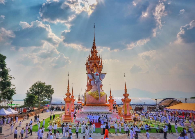 การประปาส่วนภูมิภาคสาขาพะเยา ร่วมแจกน้ำดื่มในพิธีถวายเพลิงศพพระอุบาลีคุณูปมาจารย์ (ปวง ธมฺมปญฺมหาเถระ)