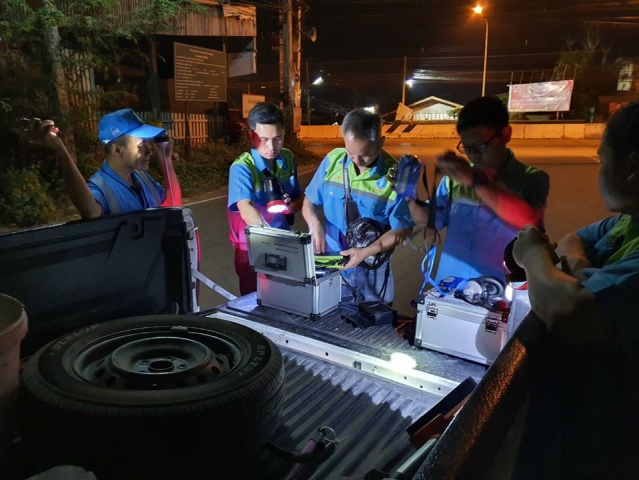 กปภ.สาขาเด่นชัย สำรวจแนวท่อ DMA6 หาจุดท่อรั่วเพื่อลดน้ำสูญเสีย