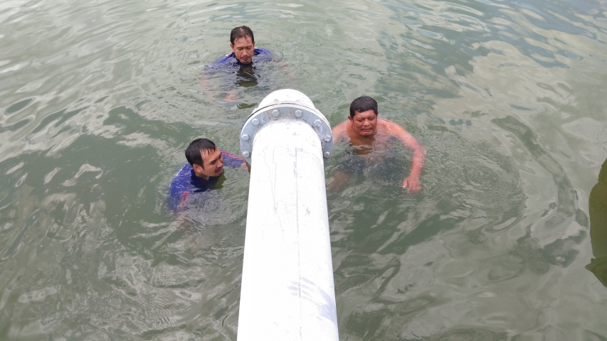 ปฎิบัติการใต้น้ำ สำรวจฟรุตวาล์ว และเส้นท่อน้ำดิบ สระเก็บน้ำ สถานีผลิตน้ำบ้านน้ำฉา หน่วยบริการดอนสัก