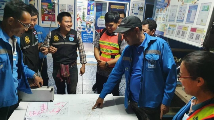 กปภ.สาขาปักธงชัย ลงพื้นที่ปฏิบัติการลดและควบคุมน้ำสูญเสียในพื้นที่