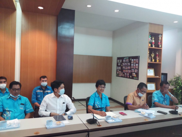 ประชุมเพื่อหารือในการแก้ปัญหาและอุปสรรคในการก่อสร้าง การขยายเขตถนนบริเวณ ถนนสุราษฎร์ - นครศรี ตอน บางกุ้ง -เขาหัวช้าง