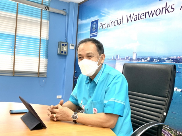 กปภ.สาขาพัทยา (พ) ให้สัมภาษณ์สื่อมวลชนท้องถิ่นโสภณเคเบิ้ลทีวี เรื่อง การบริหารจัดการน้ำเมืองพัทยา