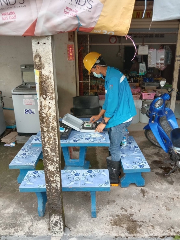 การประปาส่วนภูมิภาคสาขาคลองท่อม เข้าตรวจสอบคุณภาพน้ำ บริเวณพื้นที่ตำบลคลองท่อมใต้ อำเภอคลองท่อม จังหวัดกระบี่
