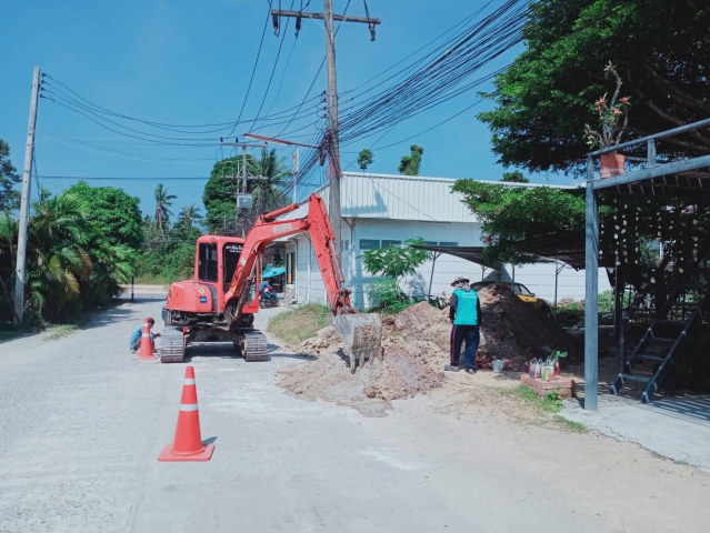 กปภ.สาขาเกาะพะงัน ติดตั้งประตูน้ำตัดตอนเพื่อเพิ่มประสิทธิภาพการจ่ายน้ำในระบบจ่าย