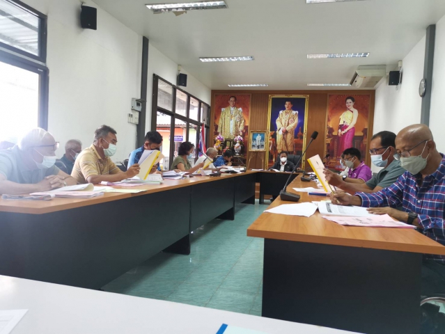 การประปาส่วนภูมิภาคสาขากาญจนดิษฐ์ ภายใต้การบริหารงานโดย นายสุรพงศ์ สมหวัง ผู้จัดการการประปาส่วนภูมิภาคสาขากาญจนดิษฐ์ มอบหมายพนักงานงานบบริการและควบคุมน้ำสูญเสีย เข้าร่วมประชุมประชาคมตำบลในการทบทวนการจัดทำแผนพัมนาท้องถิ่น ในวันพุธที่ 23 มีนาคม 2565 ณ ห้องประชุม องค์การบริหารส่วนตำบลตะเคียนทอง อำเภอกาญจนดิษฐ์ จังหวัดสุราษฎร์ธานี ตามที่กระทรวงมหาดไทยได้แจ้งซักซ้อมแนวทางการทบทวนแผนพัฒนาท้องถิ่น (พ.ศ. ๒๕๖๖ - ๒๕๗๐) เพื่อให้สอดคล้องกับยุทธศาสตร์การพัฒนาขององค์กรปกครองส่วนท้องถิ่นในเขตจังหวัด ตลอดจนสามารถบูรณาการแผนงาน/โครงการ/กิจกรรม และงบประมาณในพื้นที่ได้อย่างมีประสิทธิภาพ ซึ่งจะก่อให้เกิดประโยชน์สูงสุดกับประชาชน ในพื้นที่