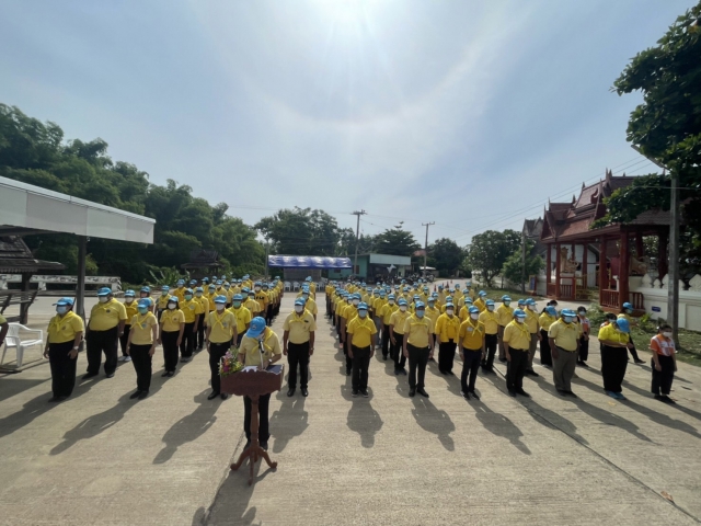 เมื่อวันที่ 2 มิถุนายน 2565 เวลา 08.30 น. กปภ.สาขาเกาะคา นำโดยนางอรวรรณ รัตนจักร์ ผู้จัดการการประปาส่วนภูมิภาคสาขาเกาะคา มอบหมายให้นายเสรี วุฒิไกรวัฒน์ หัวหน้างานบริการและควบคุมน้ำสูญเสีย พร้อมด้วยพนักงานในสังกัด เข้าร่วมกิจกรรมจิตอาสาพัฒนา "ปลูกต้นไม้" กิจกรรมเฉลิมพระเกียรติสมเด็จพระนางเจ้าฯ พระบรมราชินี เนื่องในโอกาสวันเฉลิมพระชนมพรรษา 3 มิถุนายน 2565 ณ ริมตลิ่งลำน้ำแม่ยาวบ้านม่วงน้อย หมู่ 3 ตำบลเกาะคาคา อำเภอเกาะคา จังหวัดลำปาง