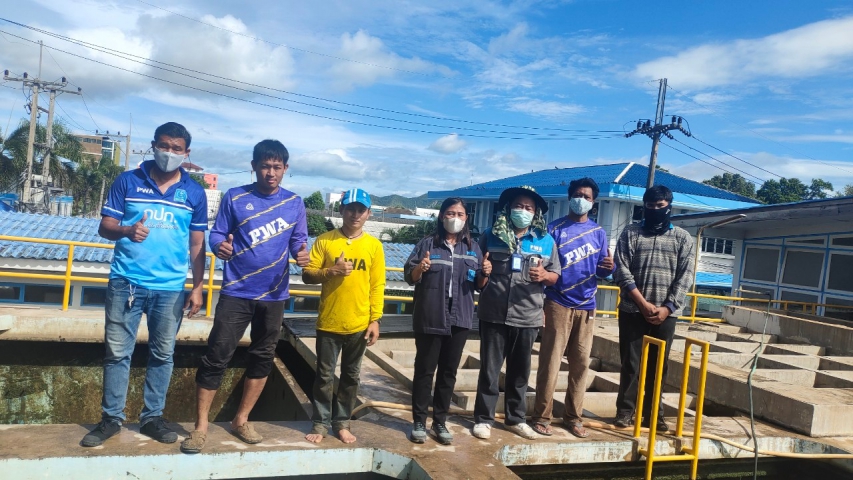 กปภ.สาขากาญจนบุรี ล้างถังตกตะกอนโรงกรองน้ำ ประจำเดือน กันยายน 2565