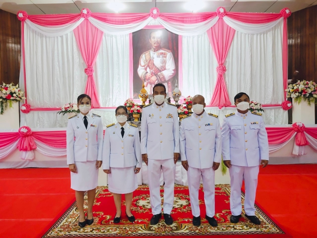 กปภ.สาขาท่ามะกา เข้าร่วมพิธีวางพวงมาลา กิจกรรมน้อมรำลึกเนื่องในวันคล้ายวันสวรรคต พระบาทสมเด็จพระจุลจอมเกล้าเจ้าอยู่หัว วันเสาร์ที่ 23 ตุลาคม 2565