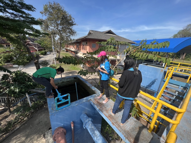กปภ.สาขาสมุทรสงคราม คุมเข้มการผลิตจ่ายน้ำประปา มั่นใจพร้อมให้บริการน้ำประปาอย่างต่อเนื่อง แม้ในยามฝนตกชุกและน้ำทะเลหนุนสูง