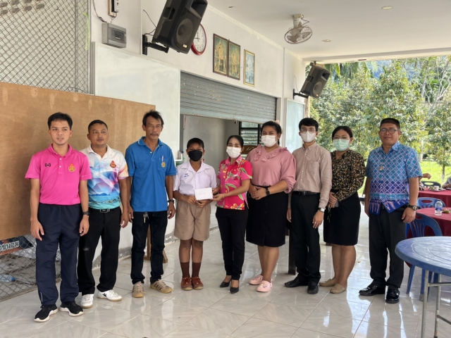 กปภ.สาขาขนอม เข้าร่วมงานเลี้ยงน้ำชา เพื่อหาเงินสร้างบ้านให้ผู้ยากไร้ ณ ศาลาหมู่บ้าน ม.5 ต.ควนทอง อ.ขนอม จ.นครศรีธรรมราช