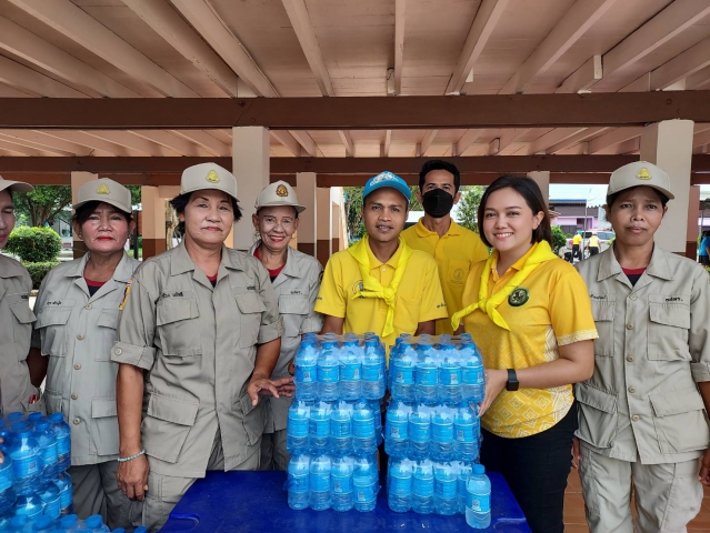 การประปาส่วนภูมิภาคสาขาปากพนัง สนับสนุนน้ำดื่มบรรจุขวด ตราสัญลักษณ์ กปภ. ให้กับหน่วยงานภายนอก