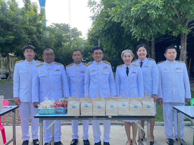 กปภ.สาขาด่านช้าง ร่วมกิจกรรม พิธีทำบุญตักบาตรถวายพระราชกุศล และพิธีวางพวงมาลา เนื่องในวันนวมินทรมหาราช