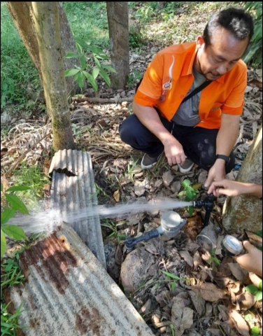 การประปาส่วนภูมิภาคสาขากาญจนดิษฐ์ ตรวจวัดแรงดันน้ำที่เหมาะสมตามมาตรฐานการให้บริการของ กปภ. ประจำเดือน ธันวาคม 2566 ในเขตพื้นที่บริการของ กปภ.สาขากาญจนดิษฐ์