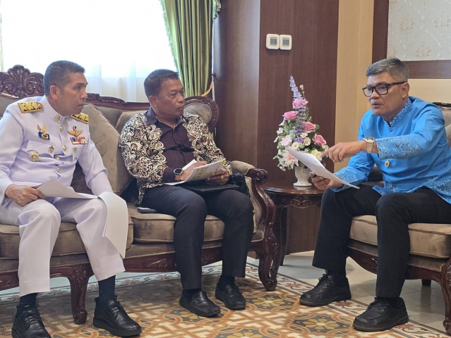 กปภ.สาขาภูเก็ต เข้าพบผู้ว่าราชการจังหวัดภูเก็ต เพื่อรายงานสถานการณ์น้ำและแผนการบริหารจัดการน้ำในพื้นที่การให้บริการของ กปภ.สาขาภูเก็ต