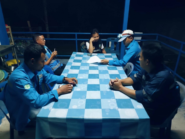 กปภ.สาขาคลองท่อม ลงพื้นที่ตรวจสอบอัตราการไหลของระบบจ่ายน้ำ