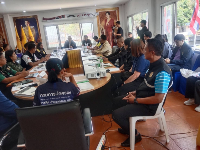 กปภ.สาขากาญจนบุรี เข้าร่วมประชุมหารือและลงพื้นที่ร่วมกับจังหวัดกาญจนบุรี เพื่อการศึกษาข้อมูลพื้นที่เริ่มต้นโครงการ (Kick Off) การให้ความช่วยเหลือประชาชนให้เข้าถึงสาธารณูปโภคไฟฟ้า ประปา ณ อบต.ปิล็อก ต.ปิล็อก อ.ทองผาภูมิ จ.กาญจนบุรี