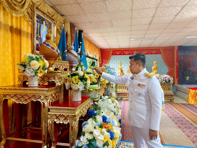 กปภ.สาขาตะกั่วป่า ร่วมทำบุญตักบาตรถวายพระราชกุศล 12 สิงหาคม 2568