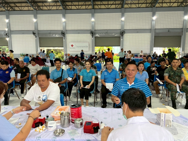 กปภ.สาขาคลองใหญ่ เข้าร่วมกิจกรรมบริจาคโลหิต พร้อมสนับสนุนน้ำดื่มบรรจุขวดตราสัญลักษณ์ กปภ. ให้กับ ที่ว่าการอำเภอคลองใหญ่