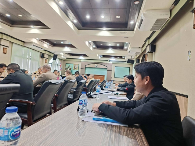 การประปาส่วนภูมิภาคสาขาภูเก็ต เข้าร่วมประชุมเชิงบูรณาการหัวหน้าส่วนราชการ หัวหน้าหน่วยงานรัฐวิสาหกิจ ผู้บริหารองค์กรปกครองส่วนท้องถิ่น กำนัน ผู้ใหญ่บ้าน แพทย์ประจำตำบล และสารวัตรกำนัน ตำบลกมลาทุกหมู่บ้าน และคณะกรรมการบริหารงานอำเภอกะทู้ (ก.บ.อ.กะทู้) ประจำเดือน พฤศจิกายน 2568