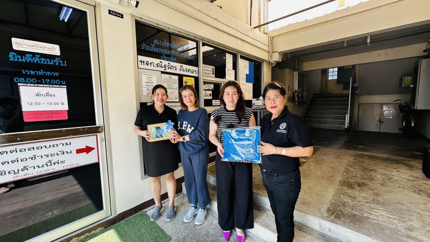 กปภ.สาขานครปฐม ออกพบปะลูกค้ามอบของที่ระลึกสวัสดีปีใหม่