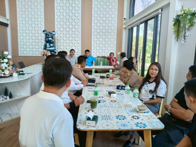 กปภ.สาขาเดิมบางนางบวช นำโดยนายยุทธนา ต๊ะปินตา ผู้จัดการการประปาส่วนภูมิภาคสาขาเดิมบางนางบวช เข้าร่วมกิจกรรมเสวนา จิบกาแฟ แชร์ไอเดีย(Coffee Talk)ครั้งที่ 2/2569