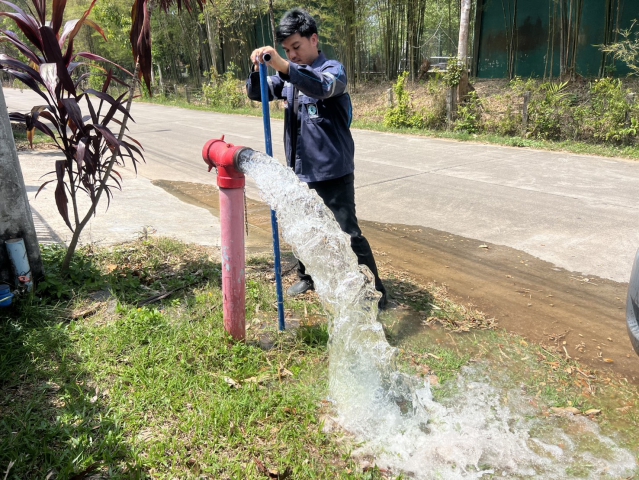 ลงพื้นที่ โบล์วตะกอน ตามแผนระบายตะกอนในเส้นท่อ บริเวณพื้นที่ อำเภออ่าวลึก จังหวัดกระบี่