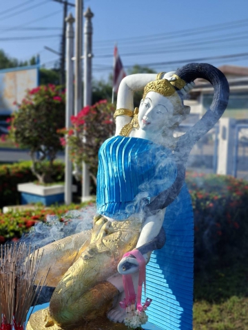 กปภ.สาขาเดิมบางนางบวช จัดพิธีสักการะบูชาพระแม่ธรณี ไหว้ศาลพระภูมิเจ้าที่ และศาลตายาย ในโอกาสครบรอบ 47 ปี กปภ.