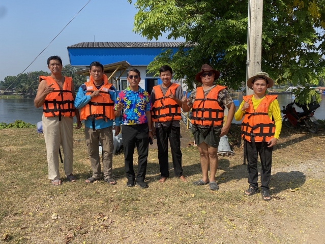 กปภ.สาขากาญจนบุรี จัดกิจกรรมพัฒนาแหล่งน้ำ กำจัดวัชพืช เก็บขยะ สิ่งปฏิกูล เพื่อรักษาแหล่งน้ำ แม่น้ำแควใหญ่ บริเวณสถานีสูบน้ำแรงต่ำสำนักงาน
