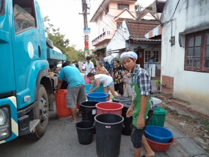 ไฟล์แนบ กปภ.สาขาเชียงใหม่ (พ) ออกเยี่ยมผู้ใช้น้ำและบริการแจกจ่ายน้ำพื้นที่ชุมชนตลาดต้นพะยอม ชุมชนสวนดอก ตำบลสุเทพ  อำเภอเมือง จังหวัดเชียงใหม่ 