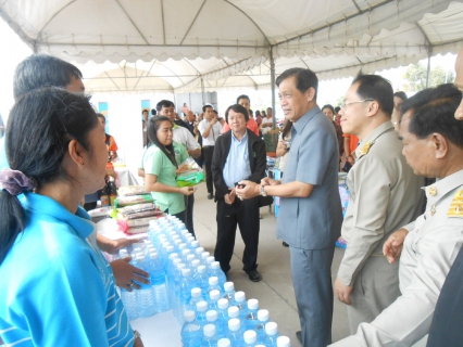 ไฟล์แนบ การประปาส่วนภูมิภาคสาขาปทุมธานี ให้บริการน้ำดื่มในโครงการจังหวัดเคลื่อนที่ บำบัดทุกข์ บำรุงสุข สร้างรอยยิ้มให้ประชาชน