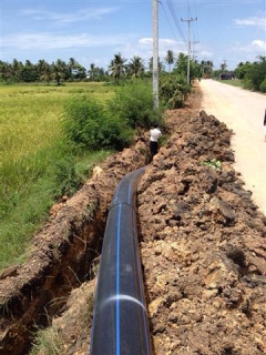 ไฟล์แนบ กปภ.สาขาสมุทรสงคราม ลงพื้นที่ตรวจสอบการวางท่อเมนขยายเขตจำหน่ายน้ำ 