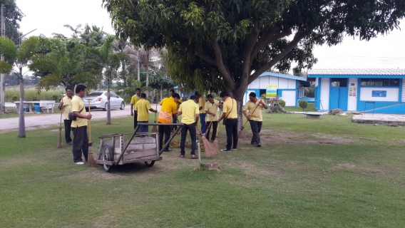 ไฟล์แนบ  ผู้จัดการการประปาได้นำพนักงานในสังกัดสวมใส่เสื้อเหลืองร่วมกันบำเพ็ญประโยชน์ ทำความสะอาดบริเวณรอบสำนักงาน เพื่อเฉลิมพระเกียรติพระบาทสมเด็จพระเจ้าอยู่หัว