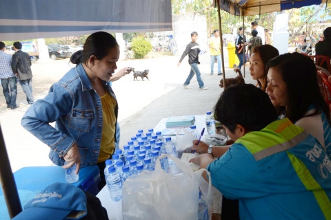 ไฟล์แนบ การประปาส่วนภูมิภาค สาขาชนบท ร่วมโครงการ อำเภอ...ยิ้มเคลื่อนที่ ณ วัดศรีชมชื่น ม.๔ บ้านห้วยอึ่ง ต.โนนพะยอม อ.ชนบท จ.ขอนแก่น