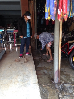 ไฟล์แนบ กปภ.สาขาด่านช้างซ่อมท่อเมนหน้าร้านวุฒิชัยด่านช้าง