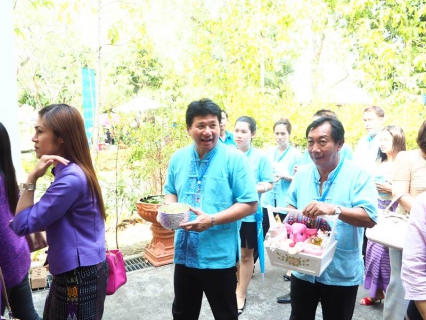 ไฟล์แนบ กปภ.สาขาลำพูน ร่วมกิจกรรมพิธีรดน้ำดำหัว ท่านผู้ว่าราชการจังหวัดลำพูน ณ จวนผู้ว่าราชการจังหวัดลำพูน  ตำบลในเมือง อำเภอเมือง