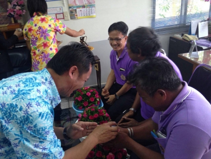 ไฟล์แนบ กปภ.สาขาสมุทรสงคราม จัดพิธีรดน้ำดำหัวขอพรผู้ใหญ่และสรงน้ำพระ ในเทศกาลสงกรานต์ 2558